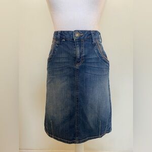 Soya Concept Medium/Dark Wash Denim Skirt - US 4–6, Detailed Stitching